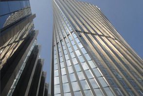 Aluminum curtain wall system
