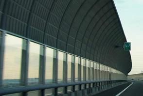 Noise barriers for subway