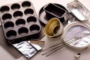 Aluminum food containers